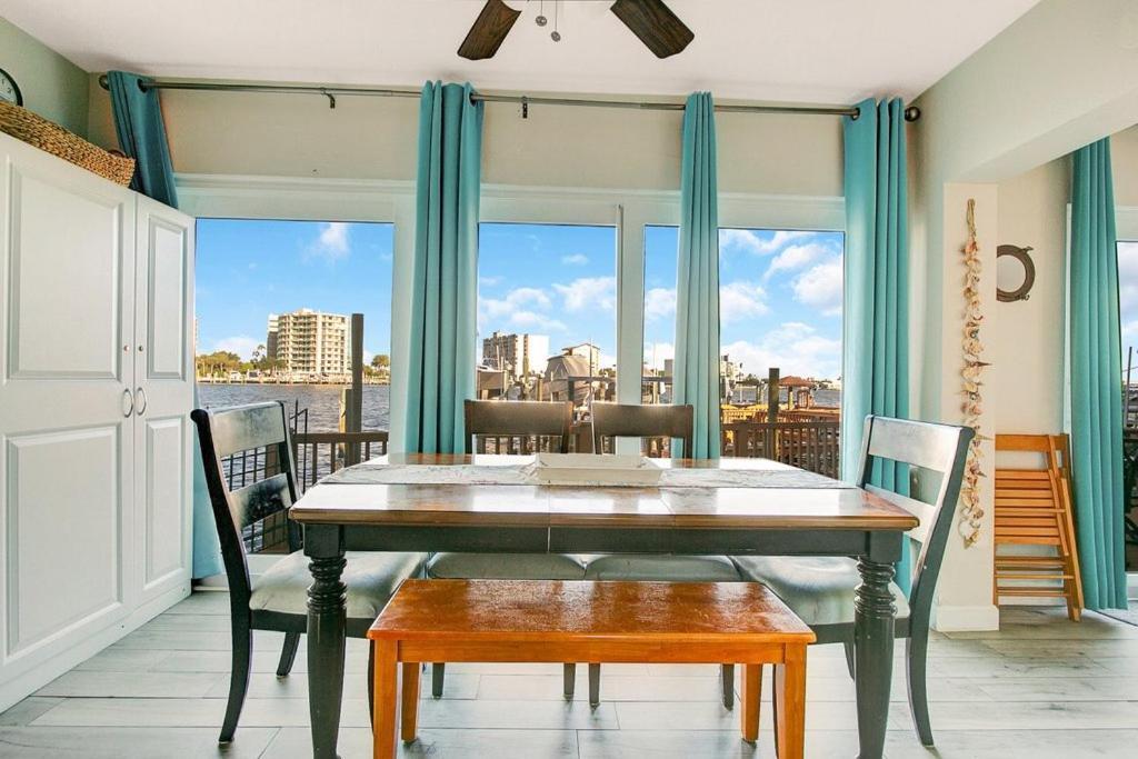 Five Palms Vacation Rentals- Daily - Weekly - Monthly Clearwater Beach Extérieur photo